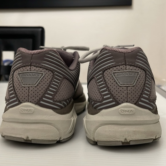 BROOKS ADDITION WLK SNEAKERS WOMENS SIZE 9.5 - Picture 3 of 16